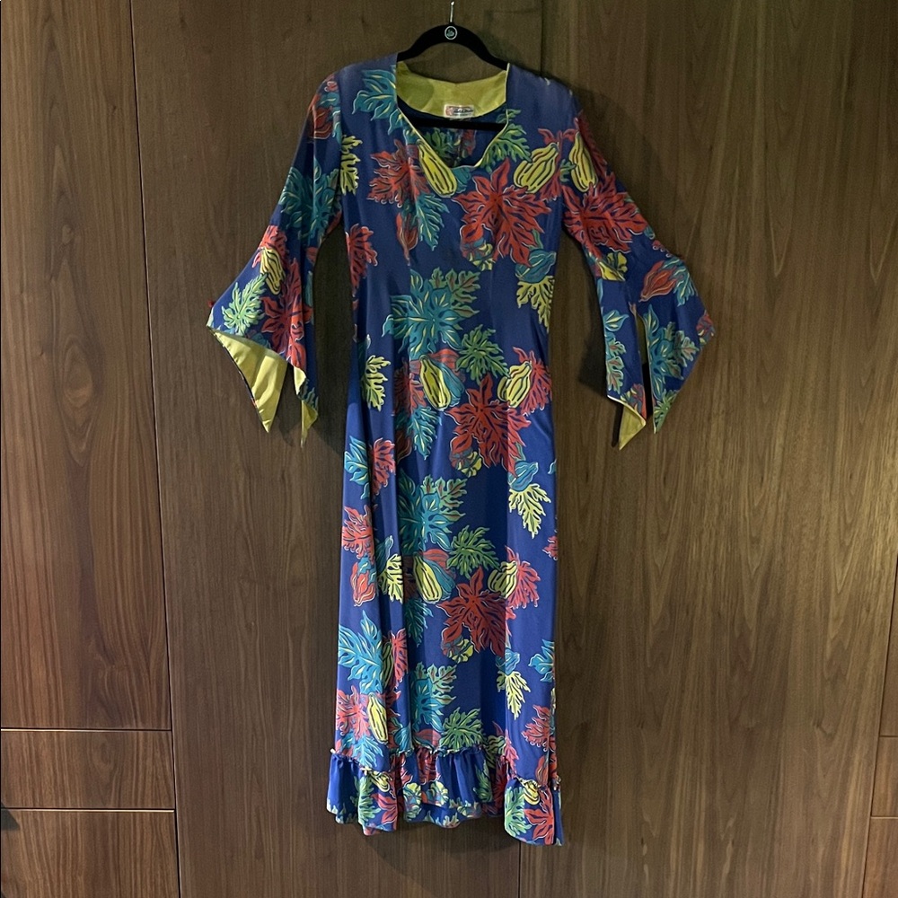Vintage 1940’s Hawaiian Blue Maxi Dress